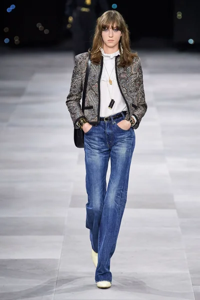 Look 9